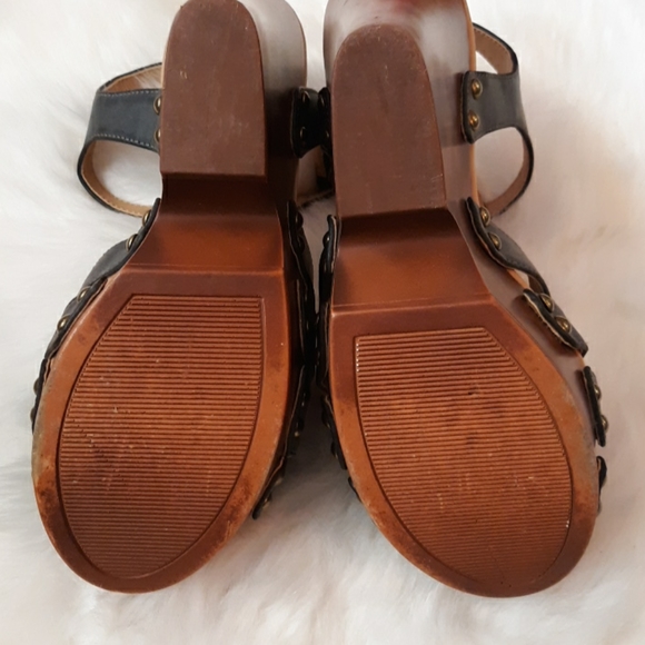 platform sandals - Picture 4 of 6